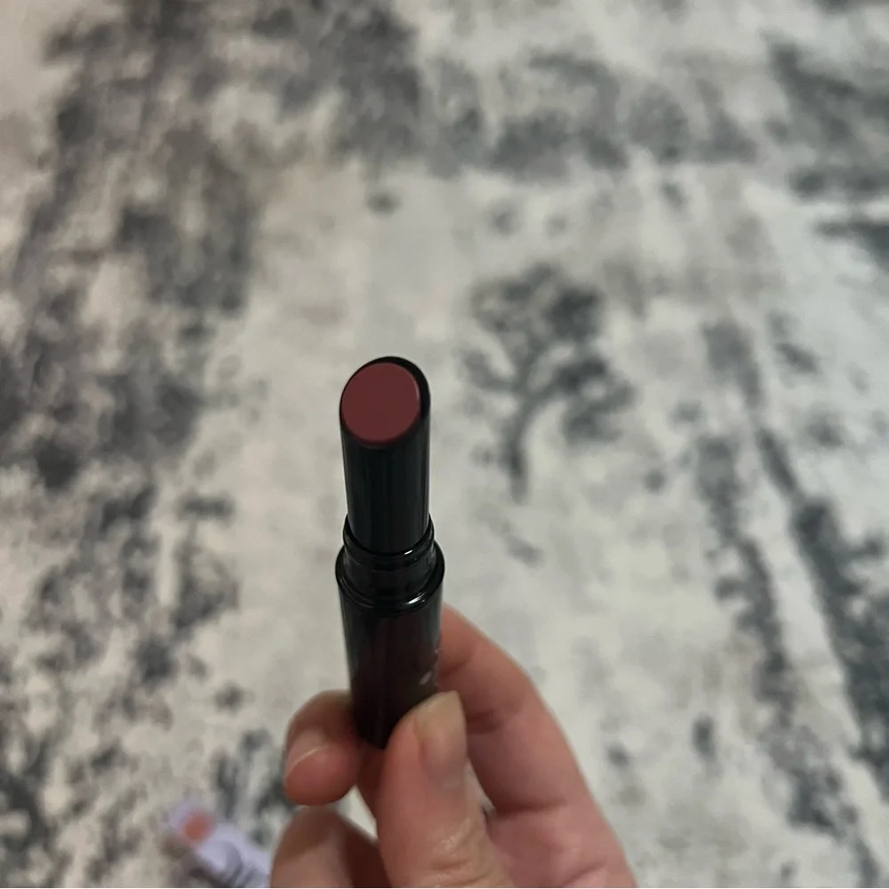 Saie Lip Blur Matte Blurring Lipstick modern June sale